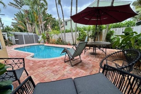 Villa ou maison à vendre à Pembroke Pines, Floride: 4 chambres, 242.29 m2 № 2087785 - photo 28