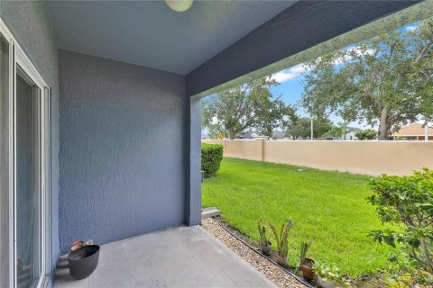 Condo in Orlando, Florida, 2 bedrooms  № 2384059 - photo 19