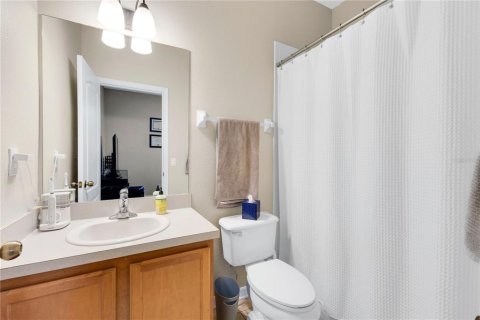 Condo in Orlando, Florida, 2 bedrooms  № 2384059 - photo 17