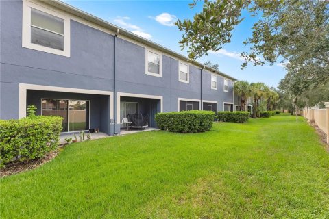 Condo in Orlando, Florida, 2 bedrooms  № 2384059 - photo 20