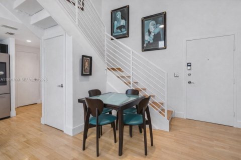 Copropriété à vendre à Miami Beach, Floride: 2 chambres, 132.2 m2 № 2154846 - photo 12