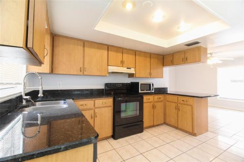 Villa ou maison à louer à Orlando, Floride: 3 chambres, 153.57 m2 № 1882922 - photo 13