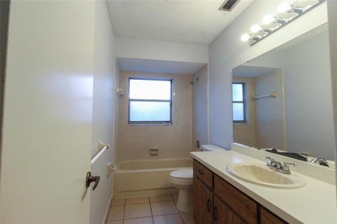 Villa ou maison à louer à Orlando, Floride: 3 chambres, 153.57 m2 № 1882922 - photo 9