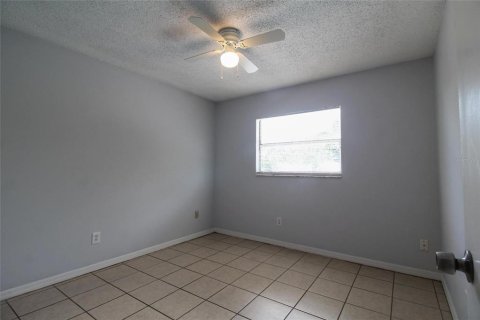 Villa ou maison à louer à Orlando, Floride: 3 chambres, 153.57 m2 № 1882922 - photo 3