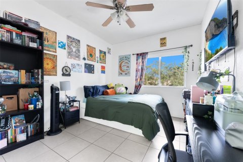 Villa ou maison à vendre à Miami, Floride: 4 chambres, 218.41 m2 № 1971995 - photo 26