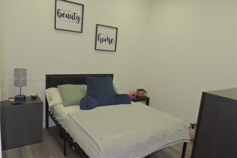 Adosado en alquiler en Doral, Florida, 3 dormitorios, 149.11 m2 № 2032702 - foto 13