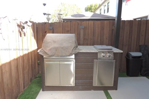 Adosado en alquiler en Doral, Florida, 3 dormitorios, 149.11 m2 № 2032702 - foto 15