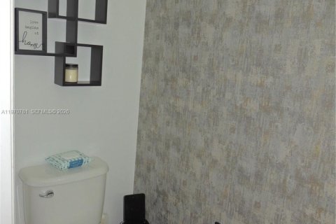 Adosado en alquiler en Doral, Florida, 3 dormitorios, 149.11 m2 № 2032702 - foto 12