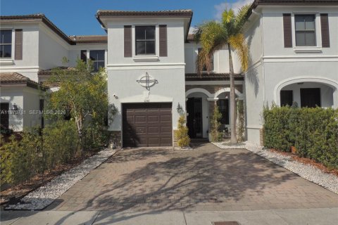 Adosado en Doral, Florida 3 dormitorios, 149.11 m2 № 2032702