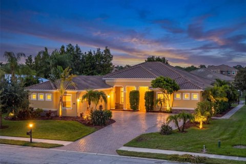Casa en Bradenton, Florida 4 dormitorios, 288.18 m2 № 2386161