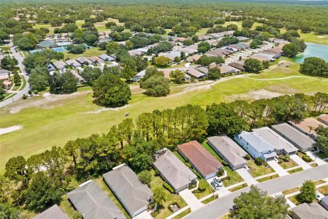 House in Spring Hill, Florida 2 bedrooms, 181.9 sq.m. № 2107759 - photo 10