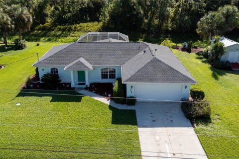 Casa en North Port, Florida 3 dormitorios, 127.46 m2 № 2364489