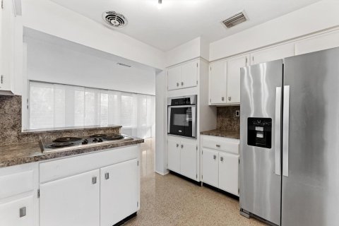 Villa ou maison à louer à Deerfield Beach, Floride: 2 chambres, 147.16 m2 № 2378655 - photo 9