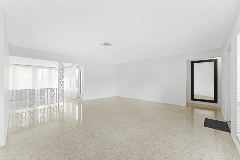 Villa ou maison à louer à Deerfield Beach, Floride: 2 chambres, 147.16 m2 № 2378655 - photo 5