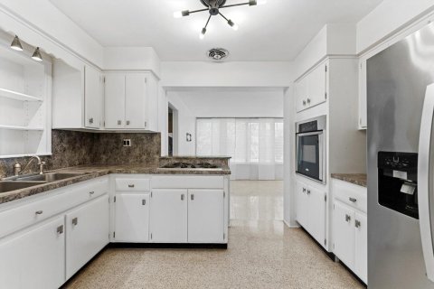 Villa ou maison à louer à Deerfield Beach, Floride: 2 chambres, 147.16 m2 № 2378655 - photo 8