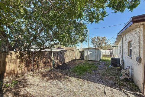 Casa en venta en Pinellas Park, Florida, 2 dormitorios, 118.17 m2 № 1542136 - foto 11