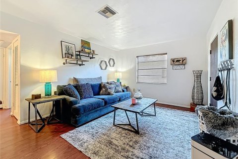 Casa en venta en Pinellas Park, Florida, 2 dormitorios, 118.17 m2 № 1542136 - foto 17