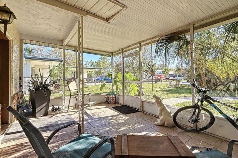 Casa en venta en Pinellas Park, Florida, 2 dormitorios, 118.17 m2 № 1542136 - foto 16