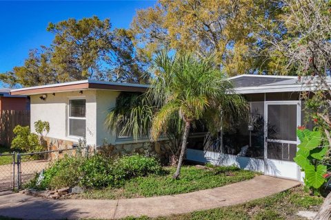 Casa en venta en Pinellas Park, Florida, 2 dormitorios, 118.17 m2 № 1542136 - foto 1