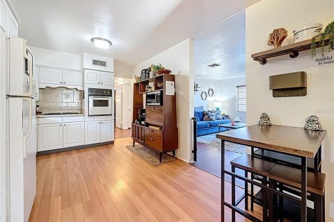 Casa en venta en Pinellas Park, Florida, 2 dormitorios, 118.17 m2 № 1542136 - foto 21