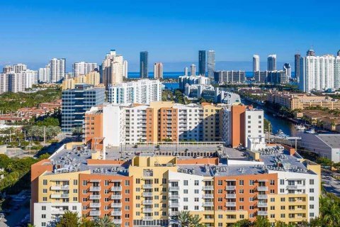 Copropriété à vendre à Aventura, Floride: 2 chambres, 102.1 m2 № 2050024 - photo 4