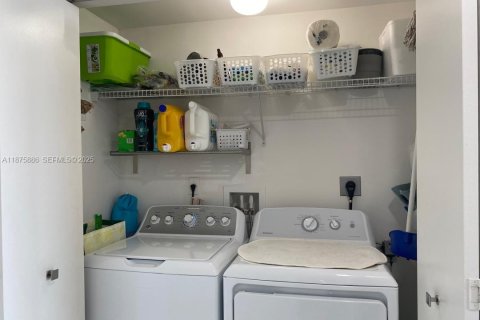 Copropriété à vendre à Aventura, Floride: 2 chambres, 102.1 m2 № 2050024 - photo 23