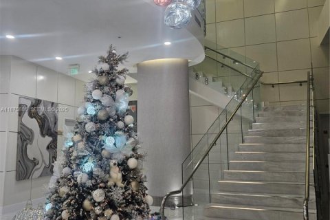 Copropriété à vendre à Aventura, Floride: 2 chambres, 102.1 m2 № 2050024 - photo 9