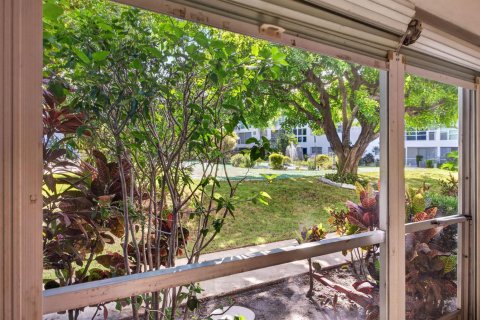 Copropriété à vendre à Lighthouse Point, Floride: 1 chambre, 62.8 m2 № 2392597 - photo 12