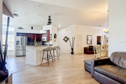 Casa en venta en Orlando, Florida, 3 dormitorios, 143.81 m2 № 2157494 - foto 11
