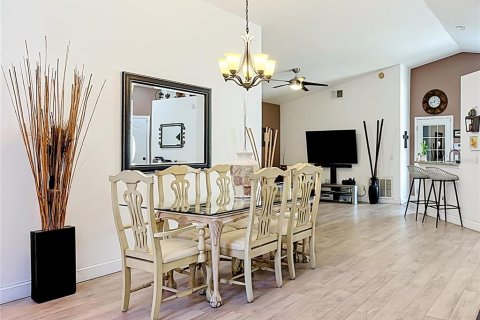 Casa en venta en Orlando, Florida, 3 dormitorios, 143.81 m2 № 2157494 - foto 7