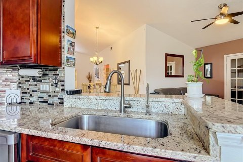 Casa en venta en Orlando, Florida, 3 dormitorios, 143.81 m2 № 2157494 - foto 15