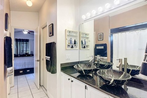 Casa en venta en Orlando, Florida, 3 dormitorios, 143.81 m2 № 2157494 - foto 23