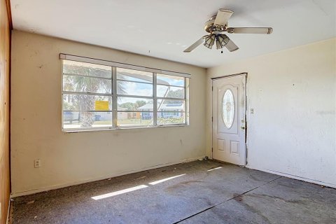 Casa en venta en Ormond Beach, Florida, 2 dormitorios, 65.03 m2 № 2385789 - foto 8
