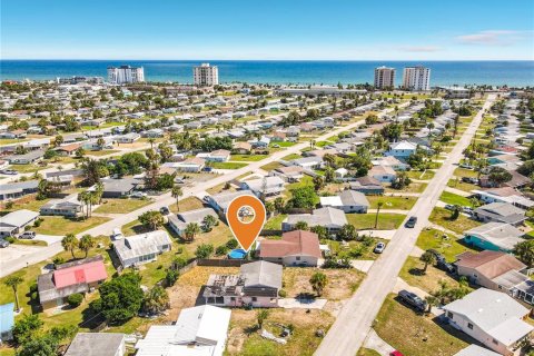 Casa en venta en Ormond Beach, Florida, 2 dormitorios, 65.03 m2 № 2385789 - foto 2