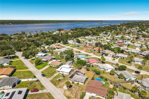 Casa en venta en Ormond Beach, Florida, 2 dormitorios, 65.03 m2 № 2385789 - foto 4