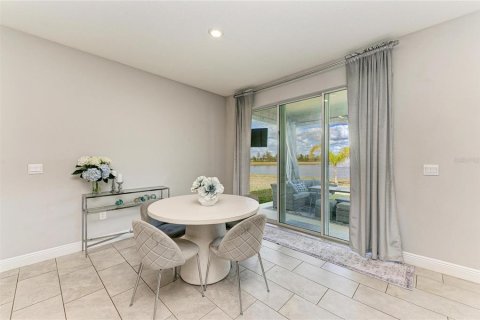 Villa ou maison à vendre à Bradenton, Floride: 5 chambres, 277.5 m2 № 2109195 - photo 16
