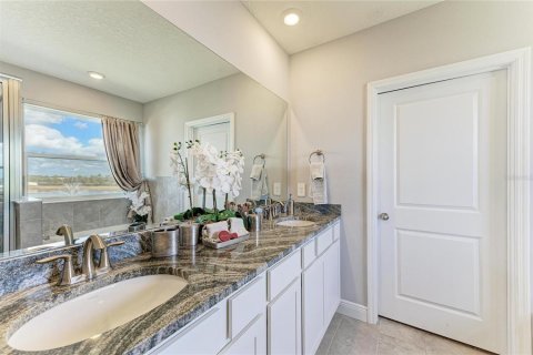 Villa ou maison à vendre à Bradenton, Floride: 5 chambres, 277.5 m2 № 2109195 - photo 28