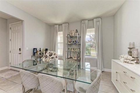 Villa ou maison à vendre à Bradenton, Floride: 5 chambres, 277.5 m2 № 2109195 - photo 10