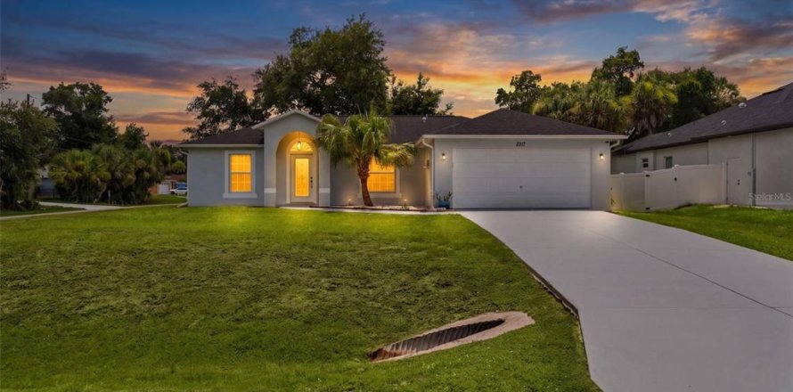 Casa en North Port, Florida 3 dormitorios, 113.99 m2 № 2234085