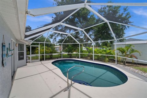 Casa en venta en North Port, Florida, 3 dormitorios, 113.99 m2 № 2234085 - foto 8