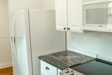 House in Lake Worth, Florida 3 bedrooms, 101.17 sq.m. № 2082161 - photo 29