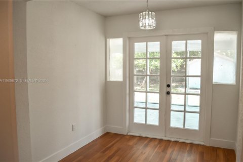 House in Lake Worth, Florida 3 bedrooms, 101.17 sq.m. № 2082161 - photo 26