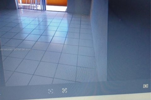 Кондоминиум с 2 спальнями в Катлер-Бей, Флорида № 2050081