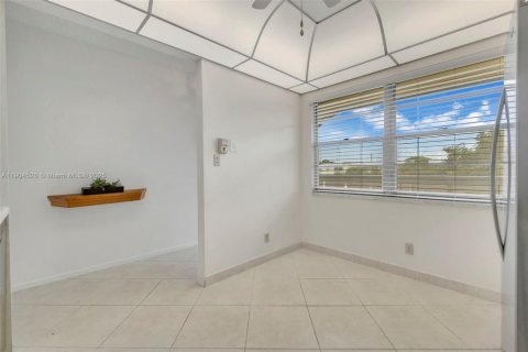 Copropriété à vendre à Coconut Creek, Floride: 2 chambres, 107.4 m2 № 1956259 - photo 3