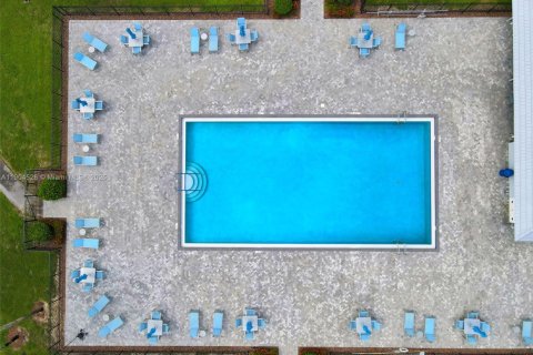 Copropriété à vendre à Coconut Creek, Floride: 2 chambres, 107.4 m2 № 1956259 - photo 26