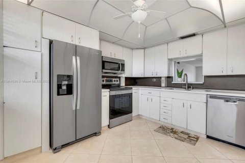 Copropriété à vendre à Coconut Creek, Floride: 2 chambres, 107.4 m2 № 1956259 - photo 4