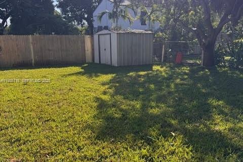 Appartement à louer à North Miami Beach, Floride: 4 chambres, 156.08 m2 № 1993281 - photo 4