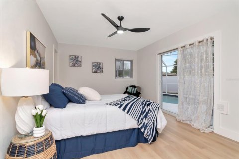 Casa en venta en Saint Petersburg, Florida, 3 dormitorios, 178.19 m2 № 1914779 - foto 18