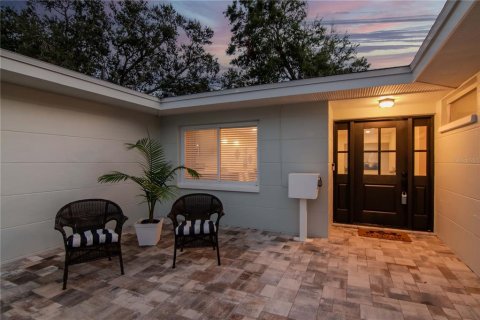 Casa en venta en Saint Petersburg, Florida, 3 dormitorios, 178.19 m2 № 1914779 - foto 4