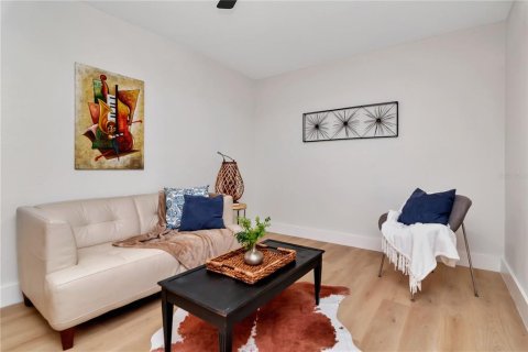 Casa en venta en Saint Petersburg, Florida, 3 dormitorios, 178.19 m2 № 1914779 - foto 27